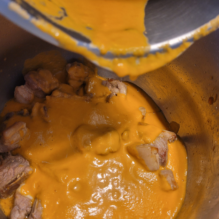 Cazuela de patatas con costilla