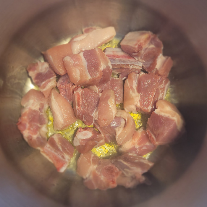 Cazuela de patatas con costilla