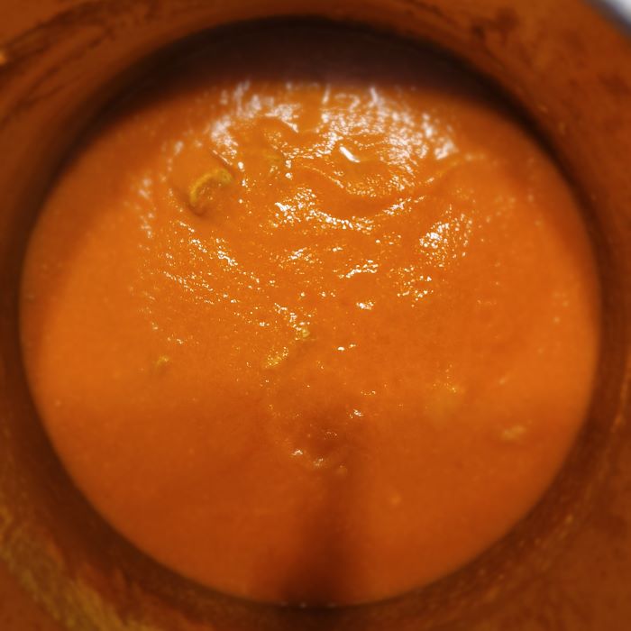 Magro con tomates